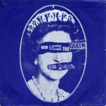 Singl Sex Pistols God Save The Queen (Virgin Records) šel do prodeje 27. května 1977
