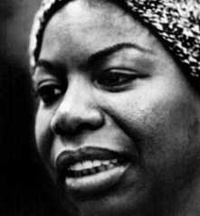 Nina Simone na reklamní fotografii k singlu (You'll) Go To Hell v magazínu Billboard ze září 1967 (Credit Photo: RCA Victor / Wikimedia, Creative Commons Zero, Public Domain Dedication)