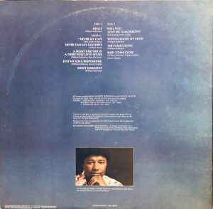 Zadní strana obalu LP desky Smokey Robinson: Smokey (1973, Tamla Records)