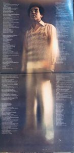 Vnitřní strana obalu LP desky Smokey Robinson: Smokey (1973, Tamla Records)