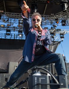 Americký zpěvák a politický aktivista Jello Biafra, Fun Fun Fun Fest 2014, Austin, Texas (Credit photo: Ralph Arvesen, Wikimedia, Creative Commons Attribution 2.0)