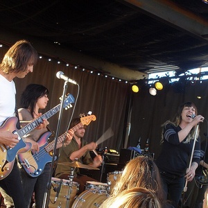 The Detroit Cobras, Santa Fe Brew Company, 2008. Foto: Steve Terrell / Wikimedia Commons, CC BY 2.0. (oříznuto)