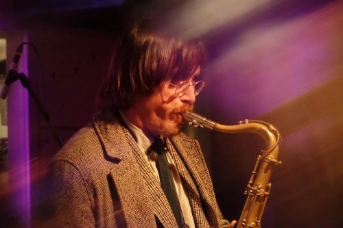 Jan Kořínek ft. Soul Hitchhikers, Jazz Dock Praha, 10. dubna 2026 (Credit Photo: @cernejpudinkcz / Radek Plichta)